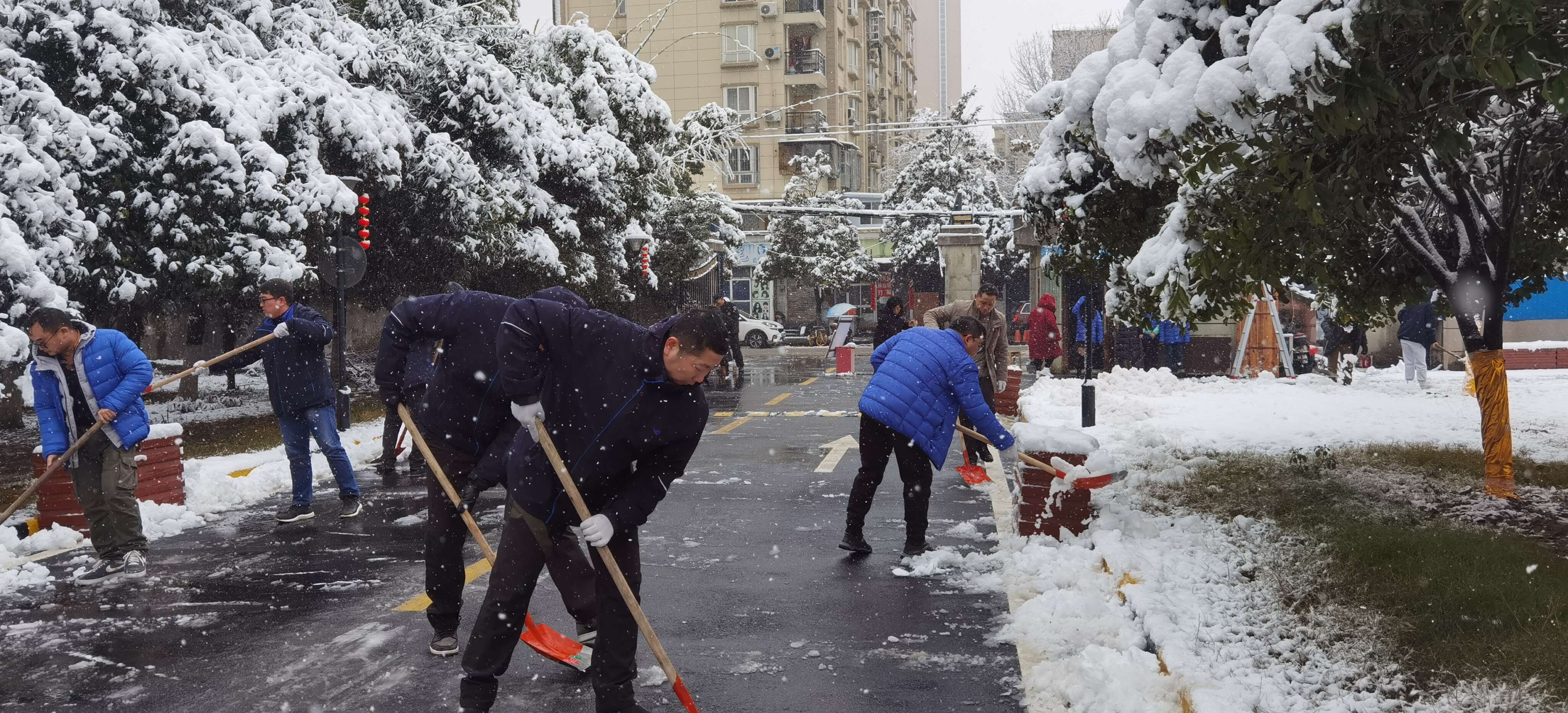融雪除冰保畅通 比雪景更美的是武水工程人